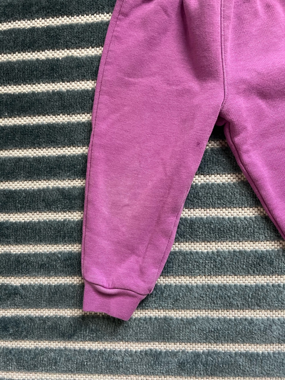 Carhartt purple joggers 12M - Picture 3 of 4